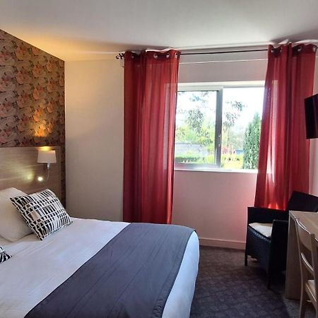 Brit Hotel Le Cygne Saint-Hilaire-du-Harcouët Zewnętrze zdjęcie