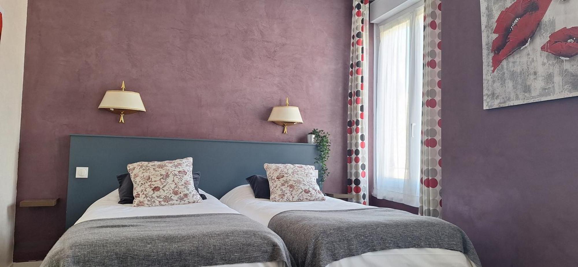 Brit Hotel Le Cygne Saint-Hilaire-du-Harcouët Zewnętrze zdjęcie